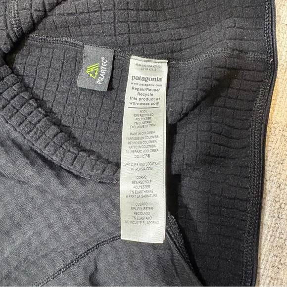 NWOT Patagonia R1 Pullover - Picture 5 of 7